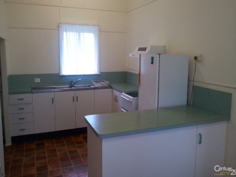 17 Brisbane Street, Bowen QLD 4805