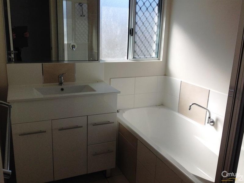3 Sixth Close, Bowen QLD 4805