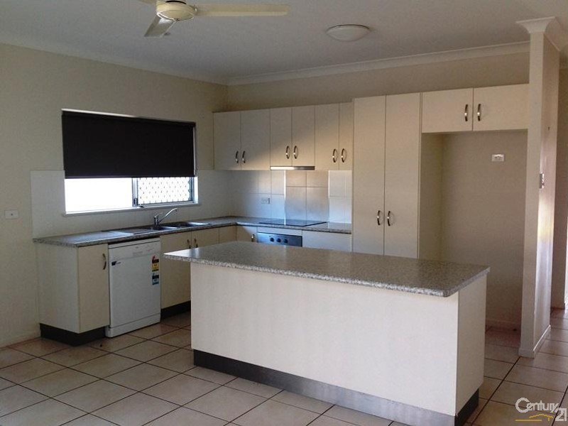 3 Sixth Close, Bowen QLD 4805