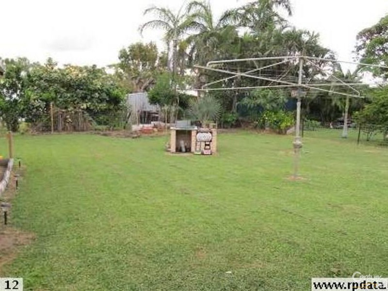 33 Gloucester Street, Bowen QLD 4805