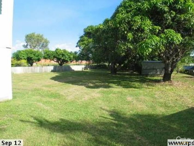 7 Russell Street, Bowen QLD 4805