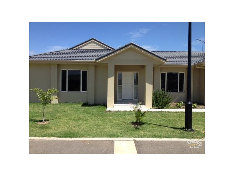 7 Fourth Close, Bowen QLD 4805