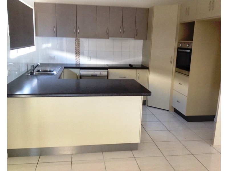 7 Fourth Close, Bowen QLD 4805