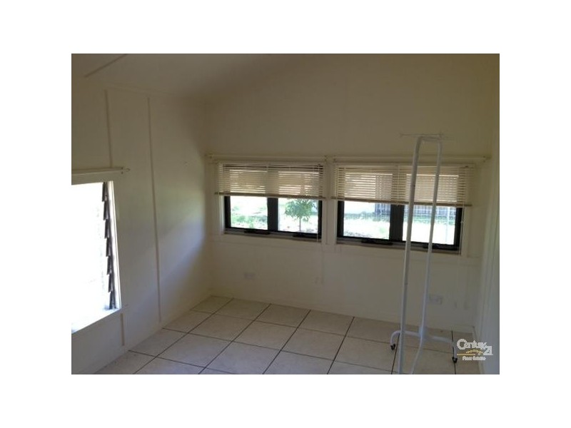 10 George Street, Bowen QLD 4805