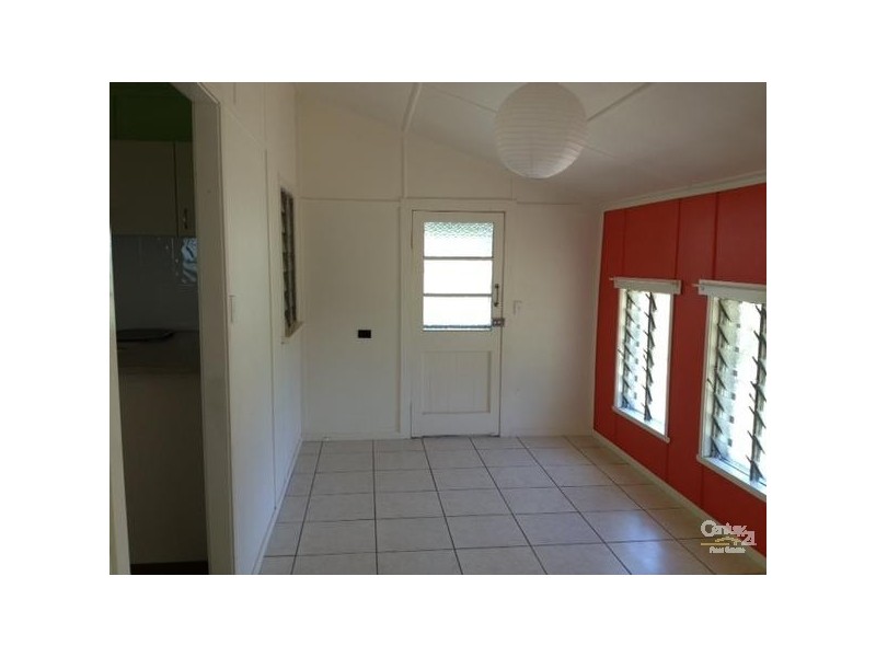 10 George Street, Bowen QLD 4805