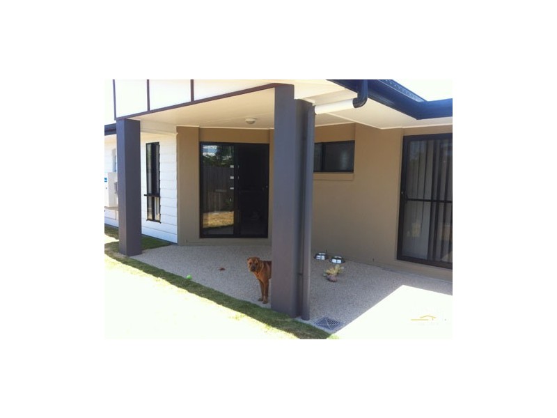 2/10 Gordon Street, Bowen QLD 4805