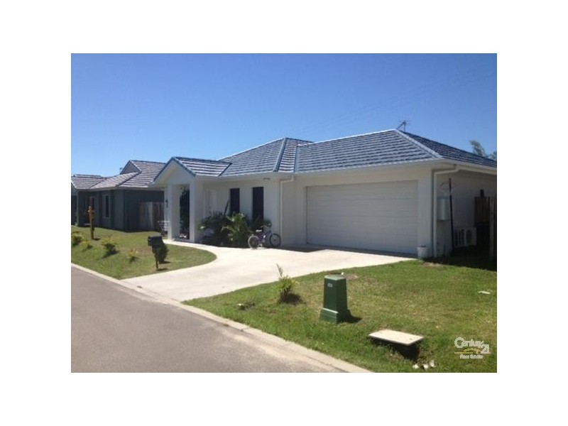 1 Third Close, Bowen QLD 4805