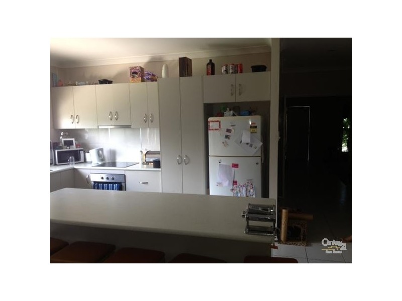 1 Third Close, Bowen QLD 4805