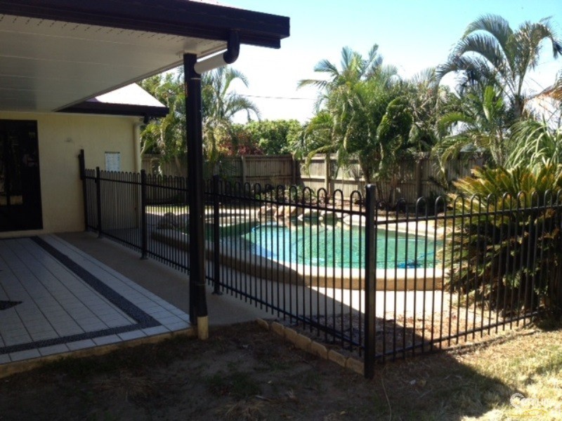10 Peters Place, Bowen QLD 4805