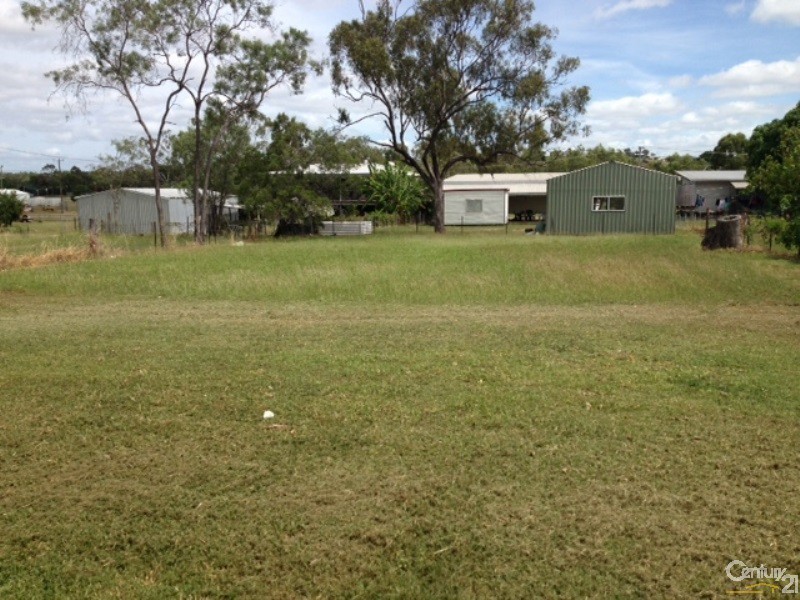 39 Station Street, Collinsville QLD 4804