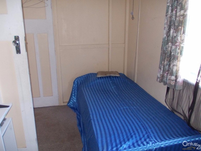 16 Carpet Street, Collinsville QLD 4804