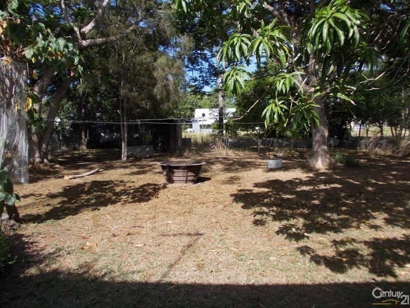 16 Carpet Street, Collinsville QLD 4804