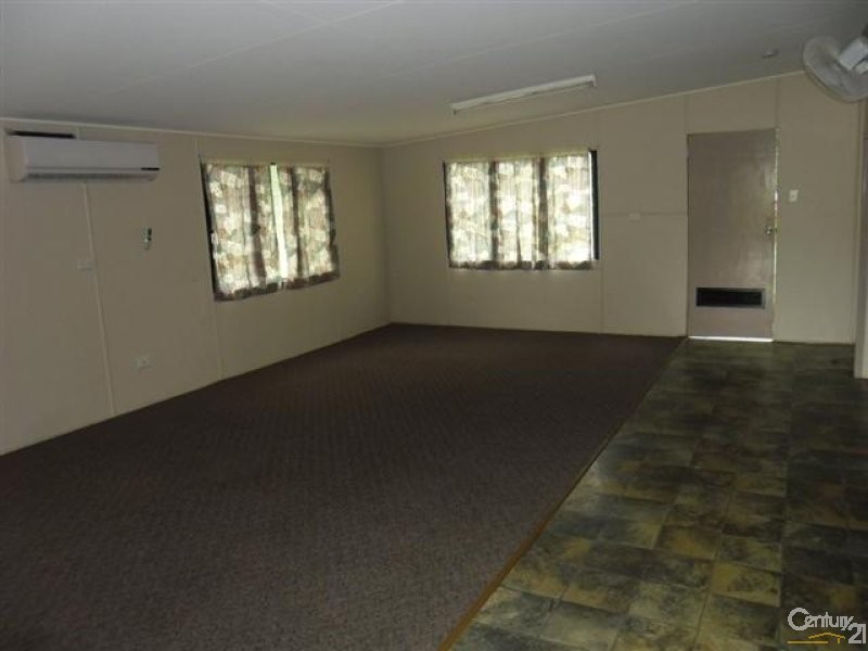 12 Bradfield Street, Collinsville QLD 4804