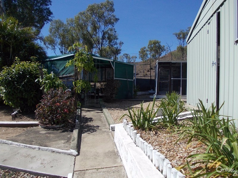 24 Scartwater Street, Collinsville QLD 4804