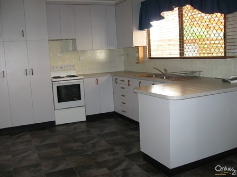 49 Ninth Avenue, Scottville QLD 4804