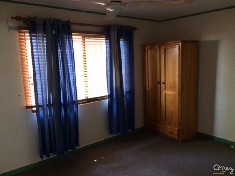 49 Ninth Avenue, Scottville QLD 4804