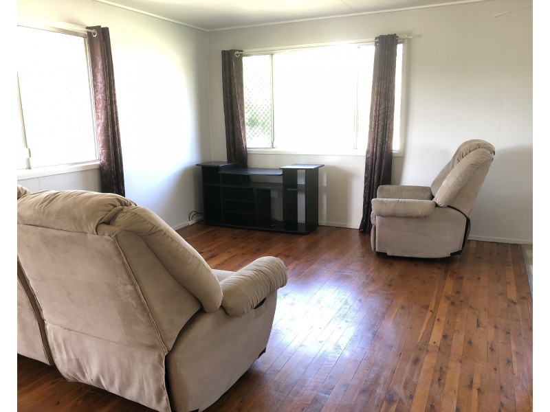 25 Scartwater Street, Collinsville QLD 4804