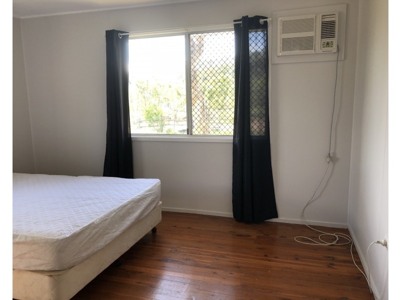 25 Scartwater Street, Collinsville QLD 4804