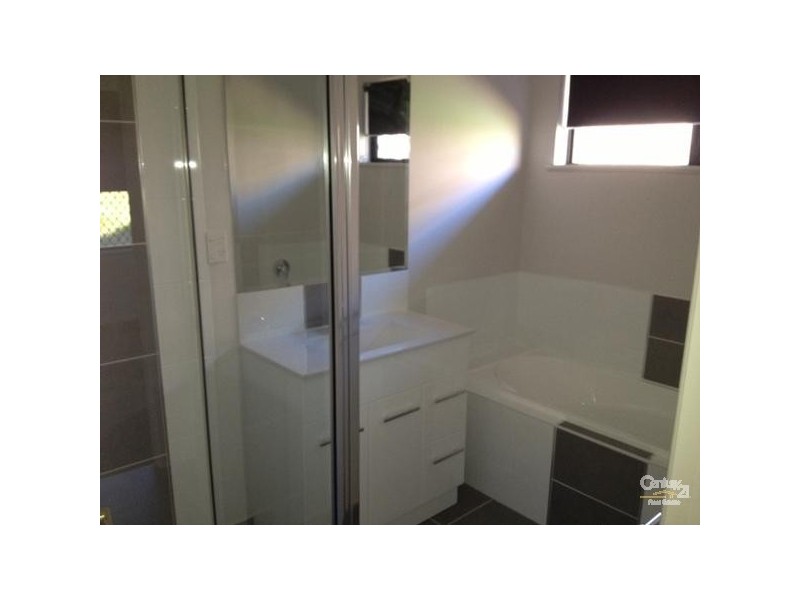 2 Seacove Crescent, Bowen QLD 4805