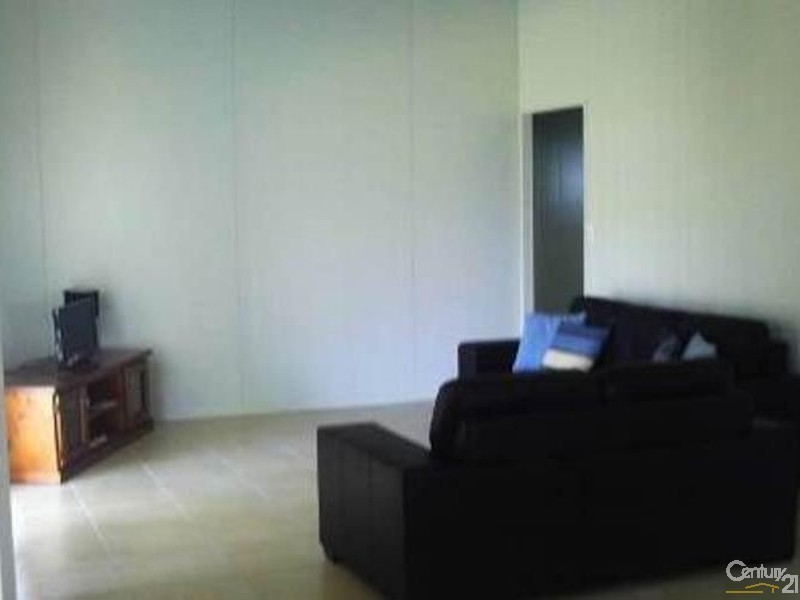 14 Bradfield Street, Collinsville QLD 4804