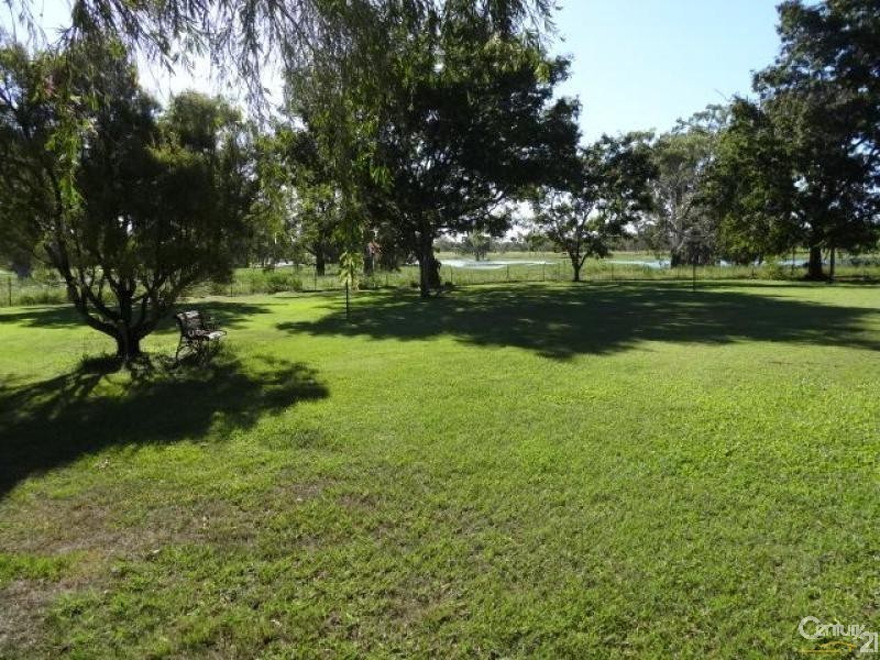 102 Ferguson Road, Bowen QLD 4805