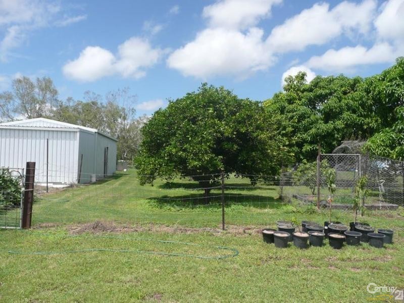 102 Ferguson Road, Bowen QLD 4805