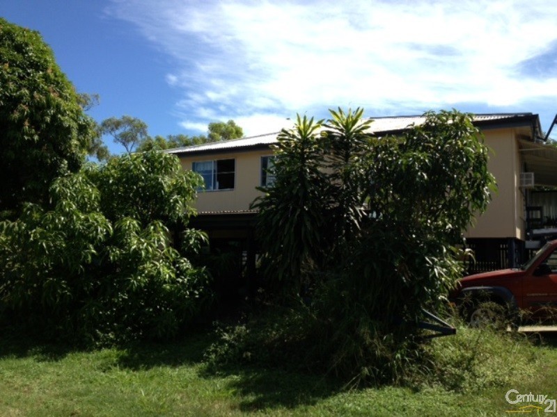 55 Stanley Street, Collinsville QLD 4804