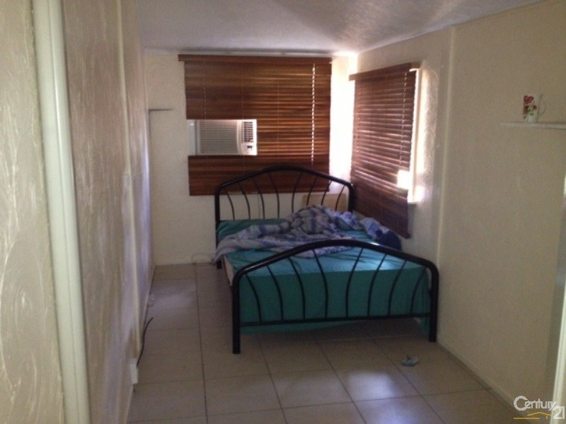 44 Third Avenue, Collinsville QLD 4804