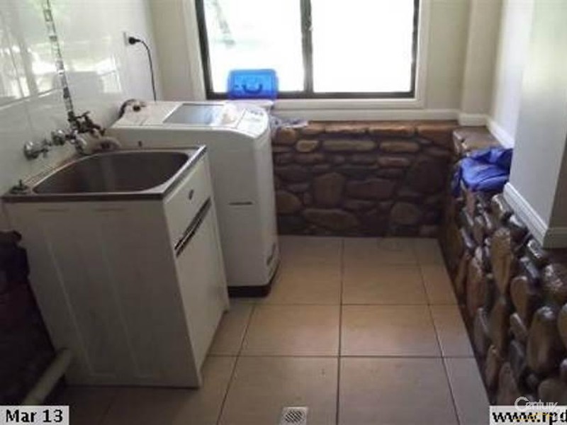 44 Third Avenue, Collinsville QLD 4804