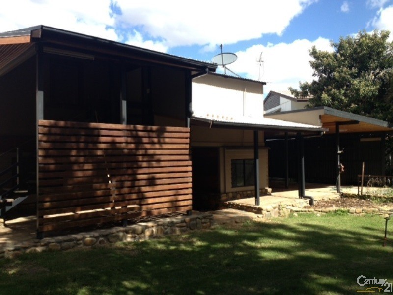 44 Third Avenue, Collinsville QLD 4804