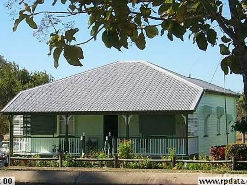 110 Herbert Street, Bowen QLD 4805