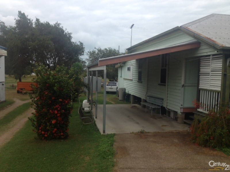 110 Herbert Street, Bowen QLD 4805