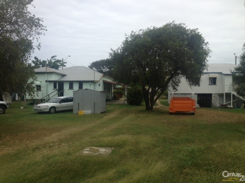 110 Herbert Street, Bowen QLD 4805