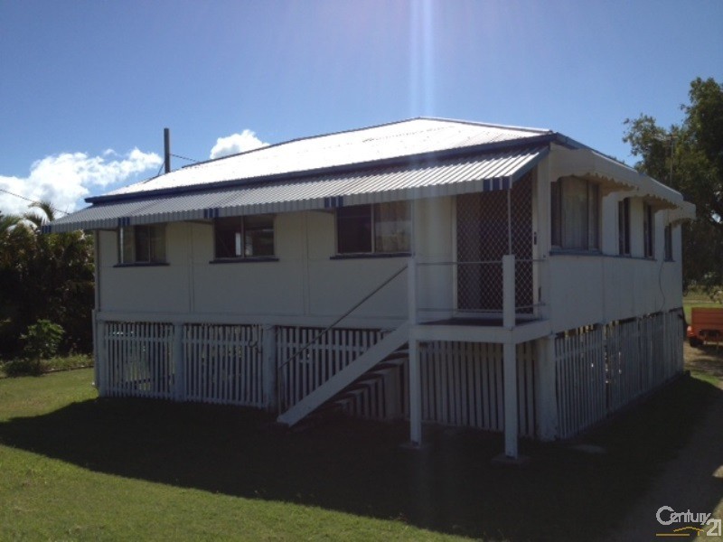 112 Herbert Street, Bowen QLD 4805