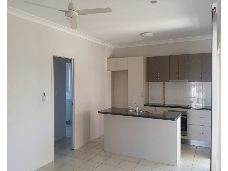 16 Seabreeze Crescent, Bowen QLD 4805