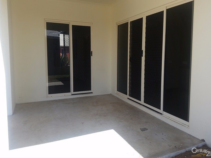 16 Seabreeze Crescent, Bowen QLD 4805