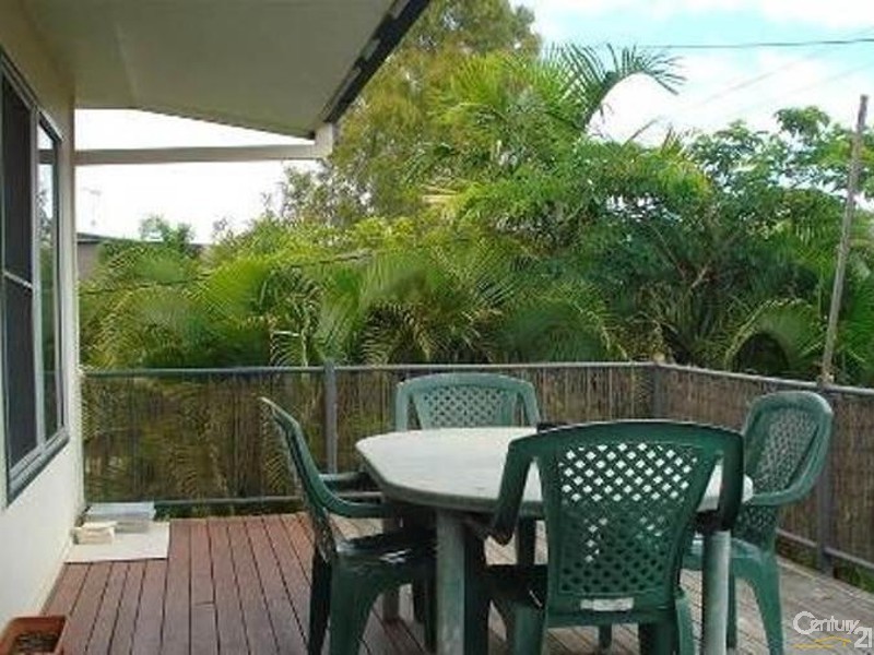 35-37 Pitcain Avenue Brisk Bay, Bowen QLD 4805