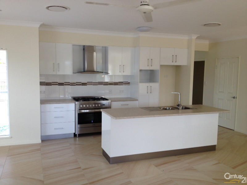 66 Ocean View Drive, Bowen QLD 4805
