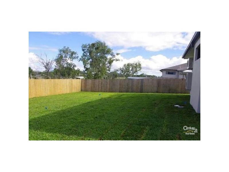 12 Fairway Drive, Bowen QLD 4805