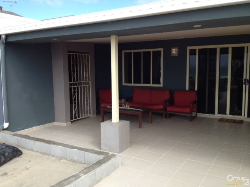 17 Bluewater Parade, Bowen QLD 4805