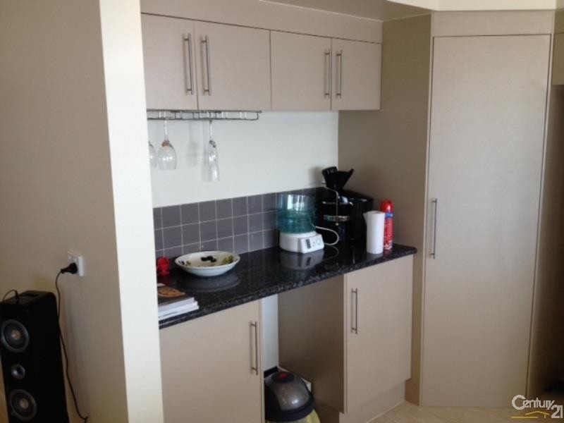 17 Bluewater Parade, Bowen QLD 4805