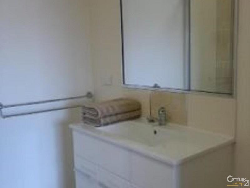 24 Seabreeze Crescent, Bowen QLD 4805