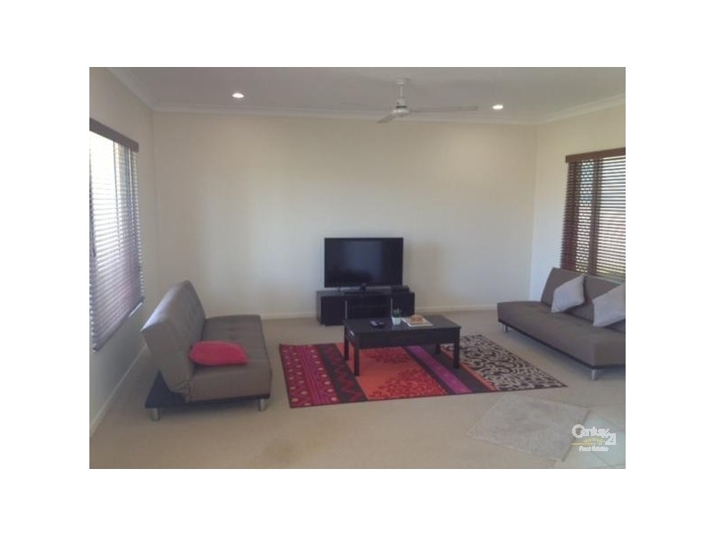19 Seabreeze Crescent, Bowen QLD 4805