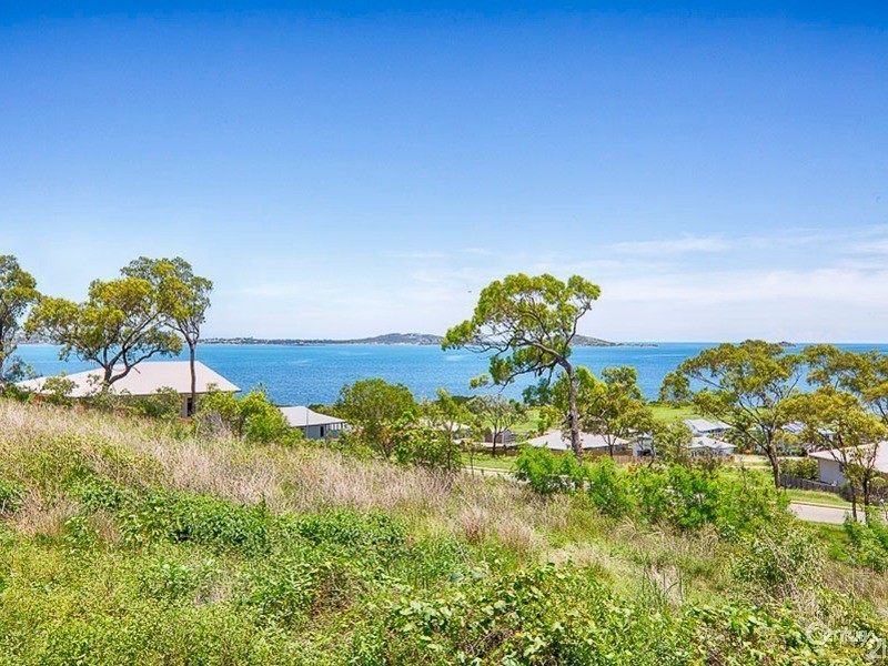 18 Bayside Court, Bowen QLD 4805