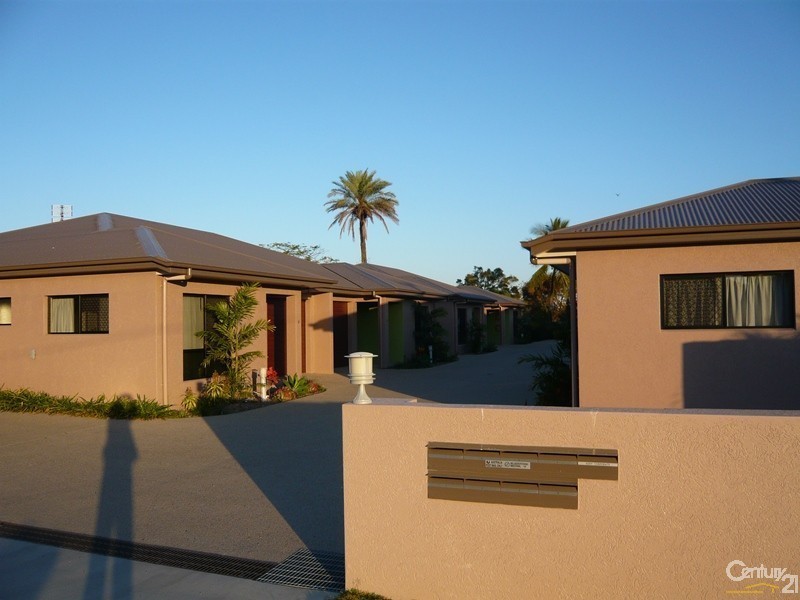 3/11 Kennedy Street, Bowen QLD 4805