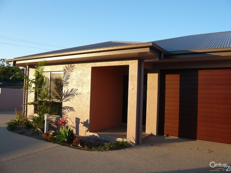 3/11 Kennedy Street, Bowen QLD 4805