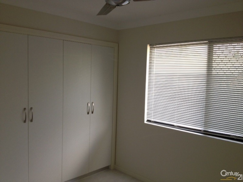 63 Reynolds Street, Bowen QLD 4805