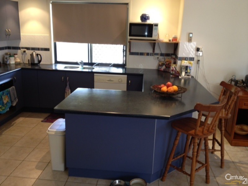 32 Brampton Drive, Bowen QLD 4805