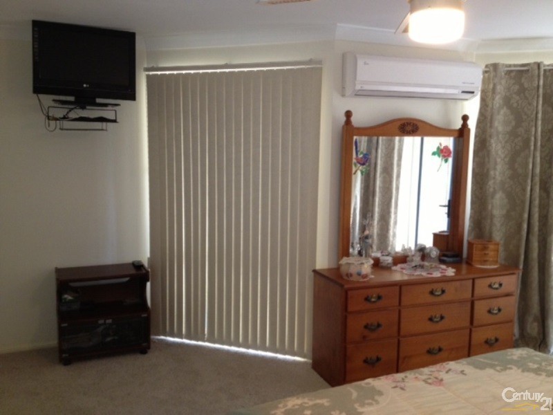 32 Brampton Drive, Bowen QLD 4805