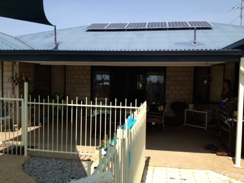 32 Brampton Drive, Bowen QLD 4805